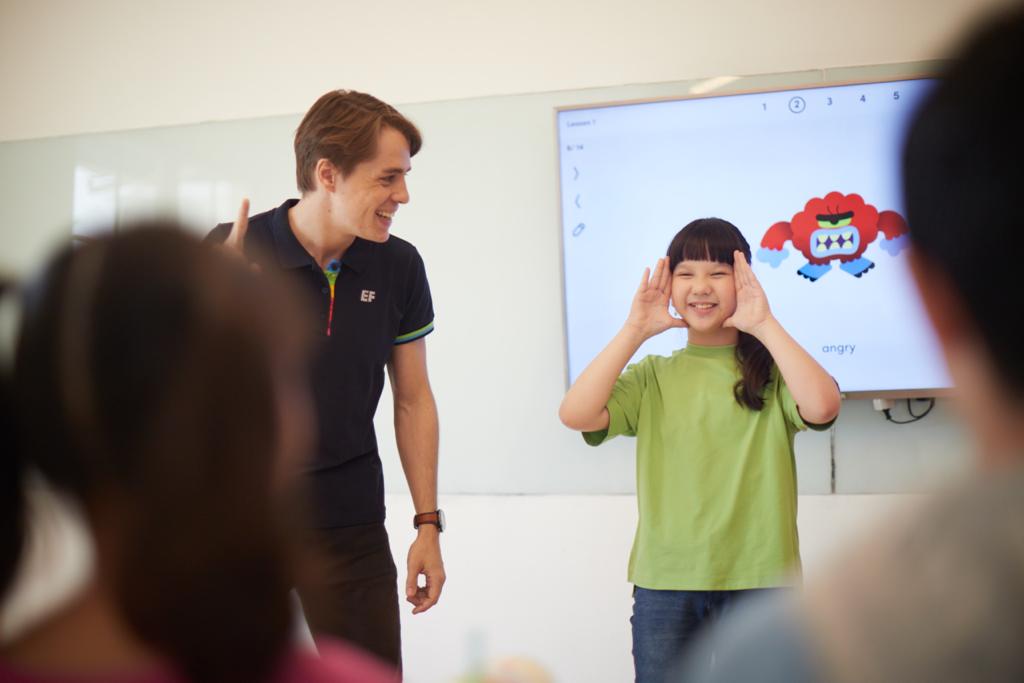 EF Kids & Teens merupakan perusahaan multinasional dengan jaringan sekolah Bahasa Inggris yang berkantor pusat di Lucerne, Swiss.