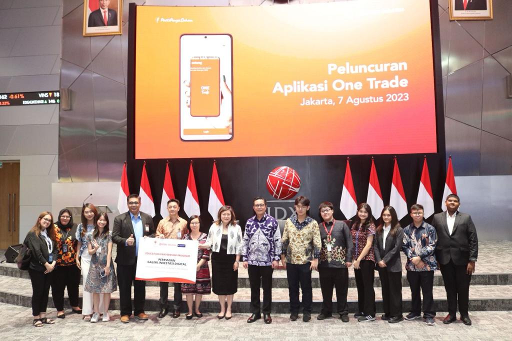 Acara peluncuran aplikasi ONE Trade oleh OCBC Sekuritas di Jakarta, baru-baru ini. 
