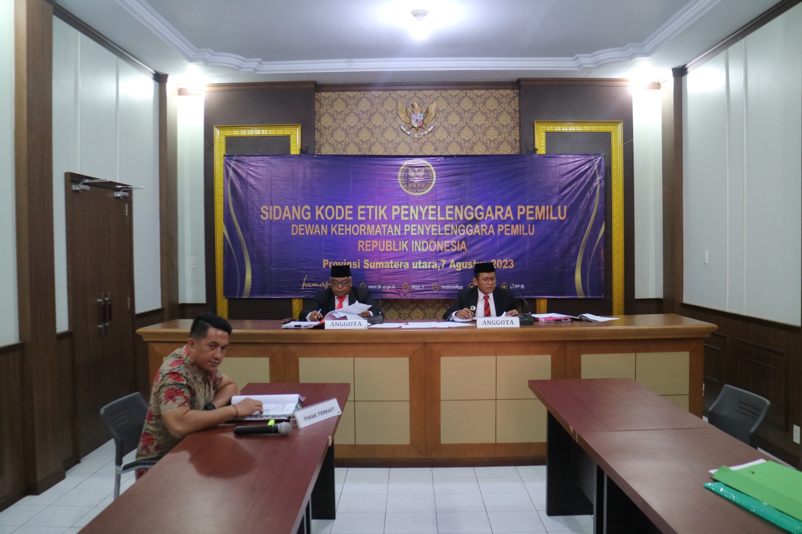 Sidang kode etik penyelenggaran pemilu di Sumut