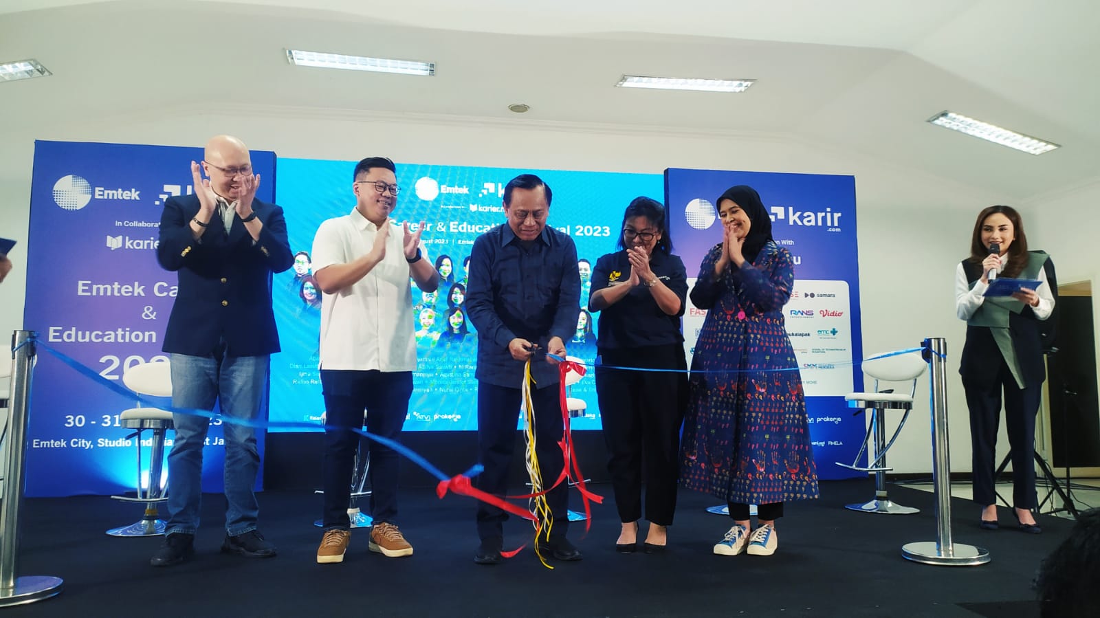 Dirut Indosiar Imam Sudjarwo membuka Emtek Career & Education Festival 2023 di kJakarta, Rabu (30/8).