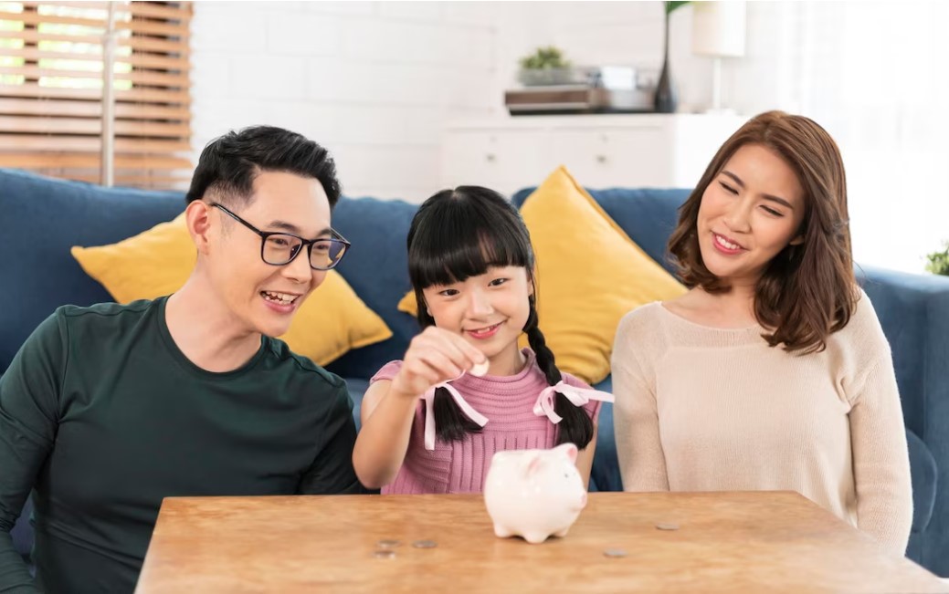 Orangtua Diingatkan Kenalkan Cara Mengelola Keuangan pada Anak