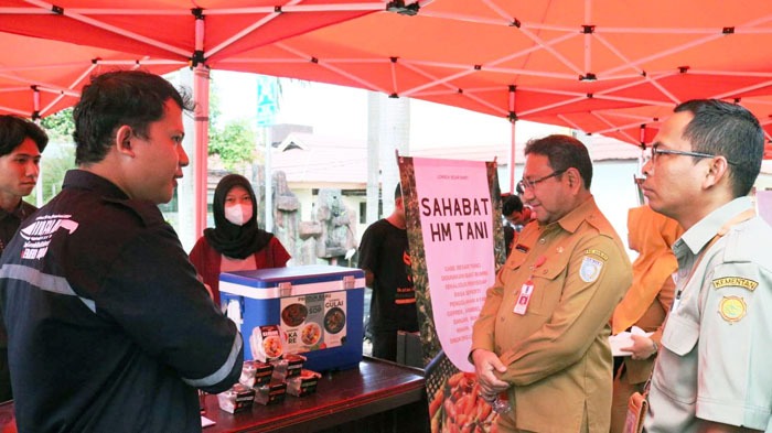 Sekda Pemkab Banjar, Mokhammad Hilman (kedua dari kanan).