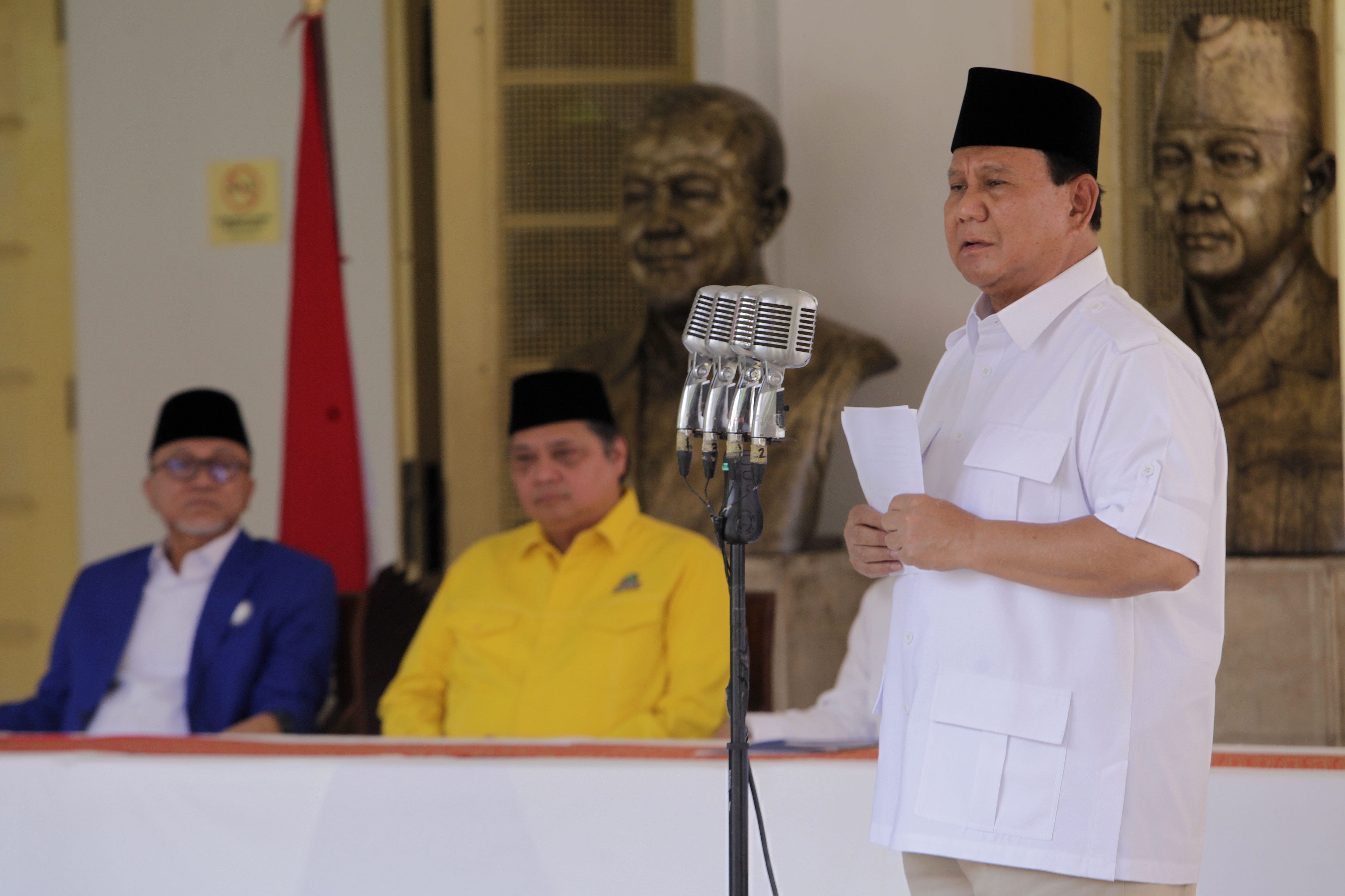 PDIP Hormati Pilihan Politik PAN dan Golkar yang Berlabuh ke Koalisi Prabowo