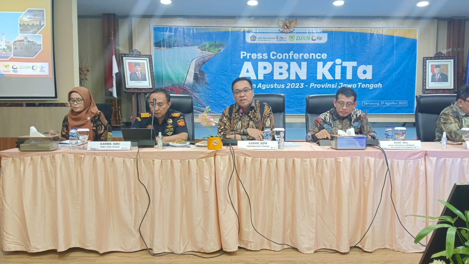 Kepala Kanwil DJPb Jawa Tengah selaku Kepala Perwakilan Kemenkeu Jawa Tengah Muhdi dalam keterengan persnya di Semarang, Jawa Tengah. 