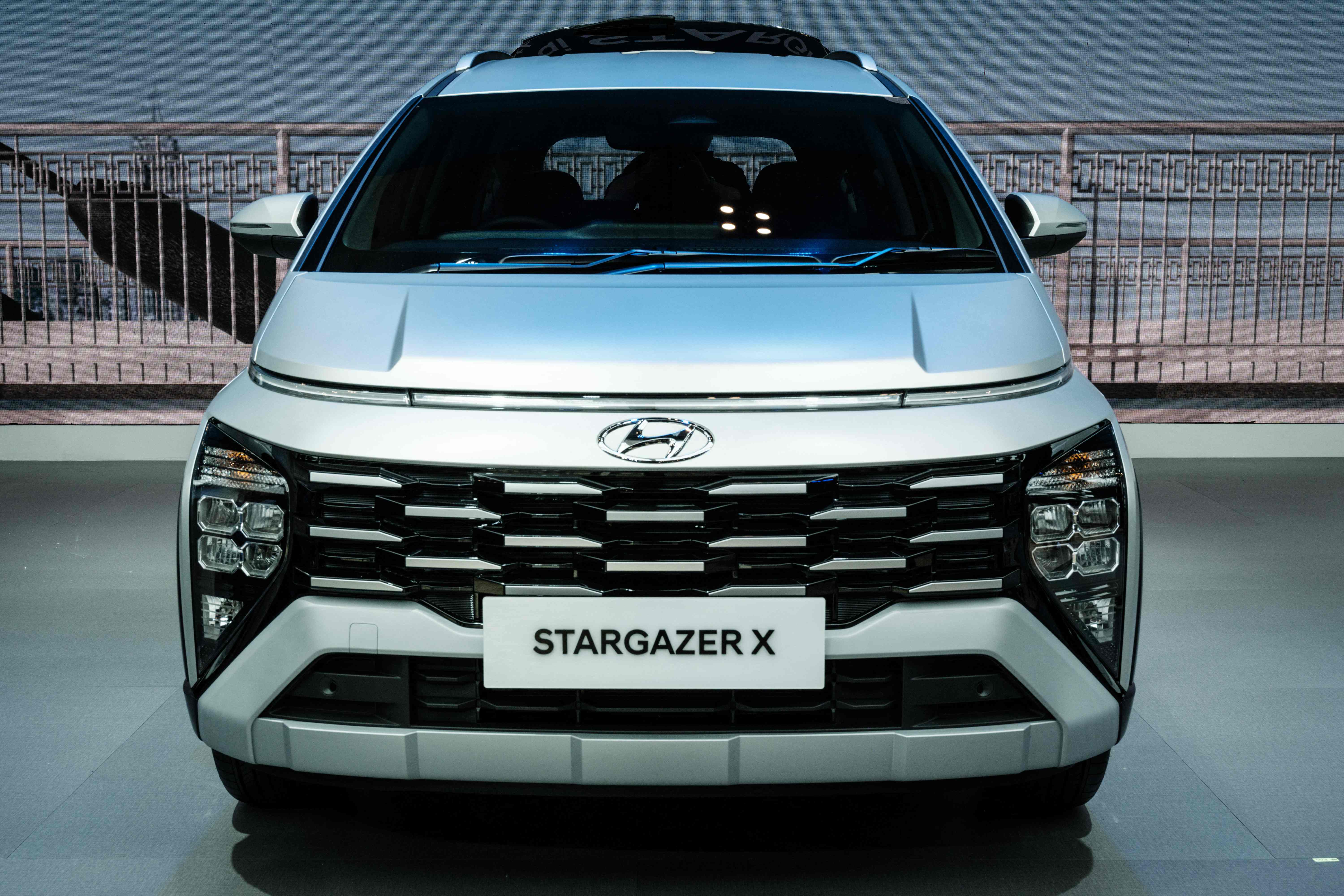 Stargazer X dari Hyundai.