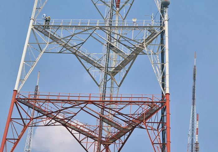 Ilustrasi--menara telekomunikasi