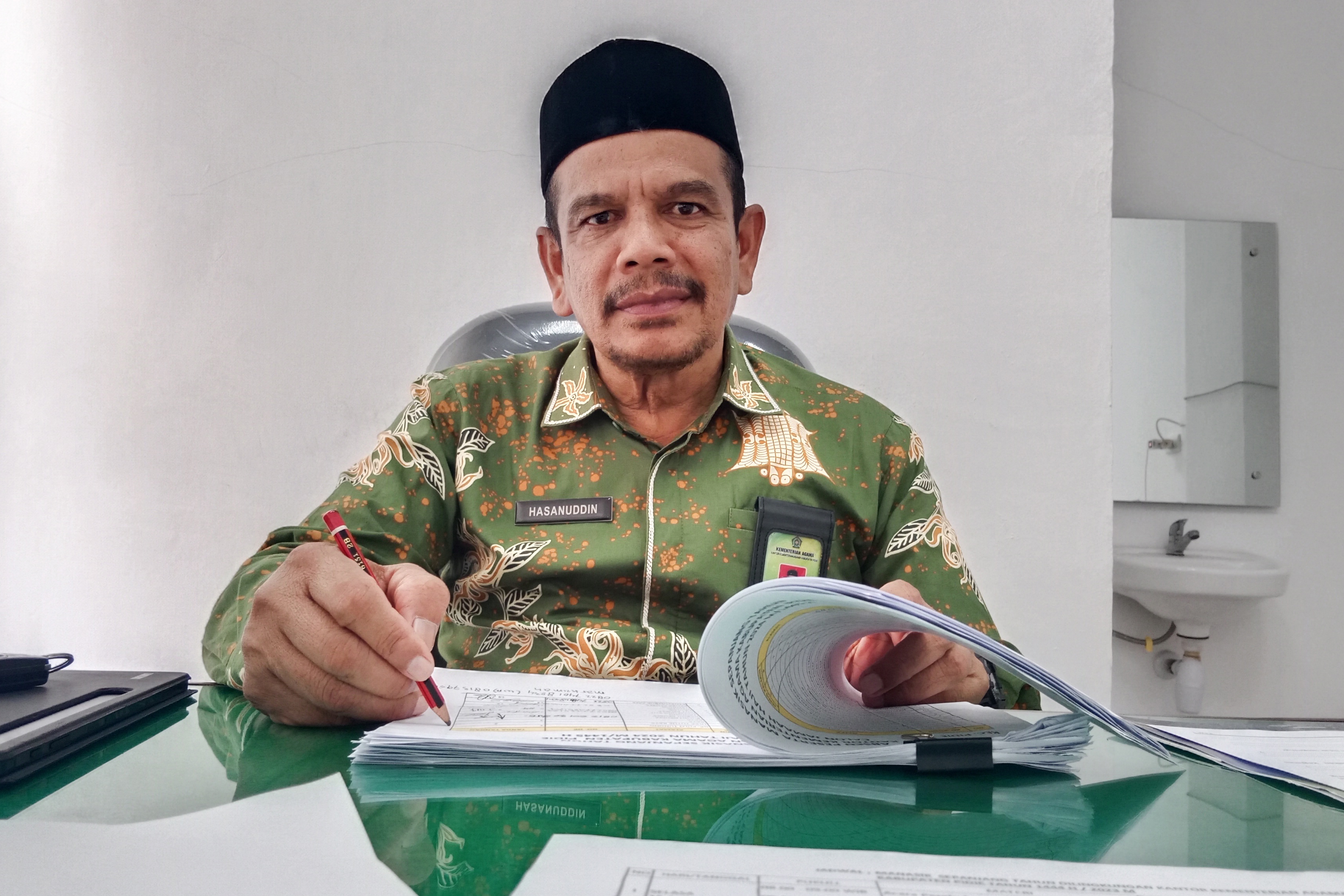 Kasi Penyelenggara Haji dan Umrah Kantor Kemenag Pidie Hasanuddin.
