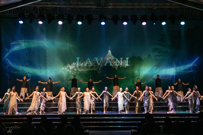 Amero Jewellery kembali menghadirkan Simfoni Lavani pada tahun ini dengan tajuk Pagelaran Kolosal Borobudur Untuk Indonesia.
