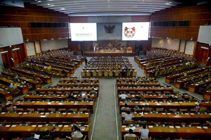 Ilustrasi: ruang rapat paripurna DPR di Gedung Nusantara II DPR.