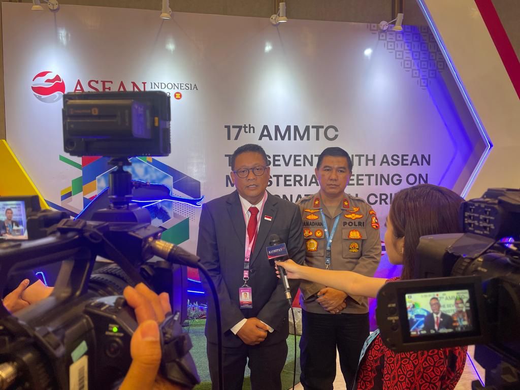Kepala Divisi Hubungan Internasional Polri Irjen Krisna Murthi menjelaskan mengenai AMMTC