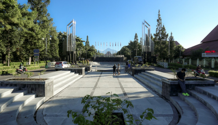 Fakultas Kedokteran-Kesehatan Masyarakat dan Keperawatan UGM