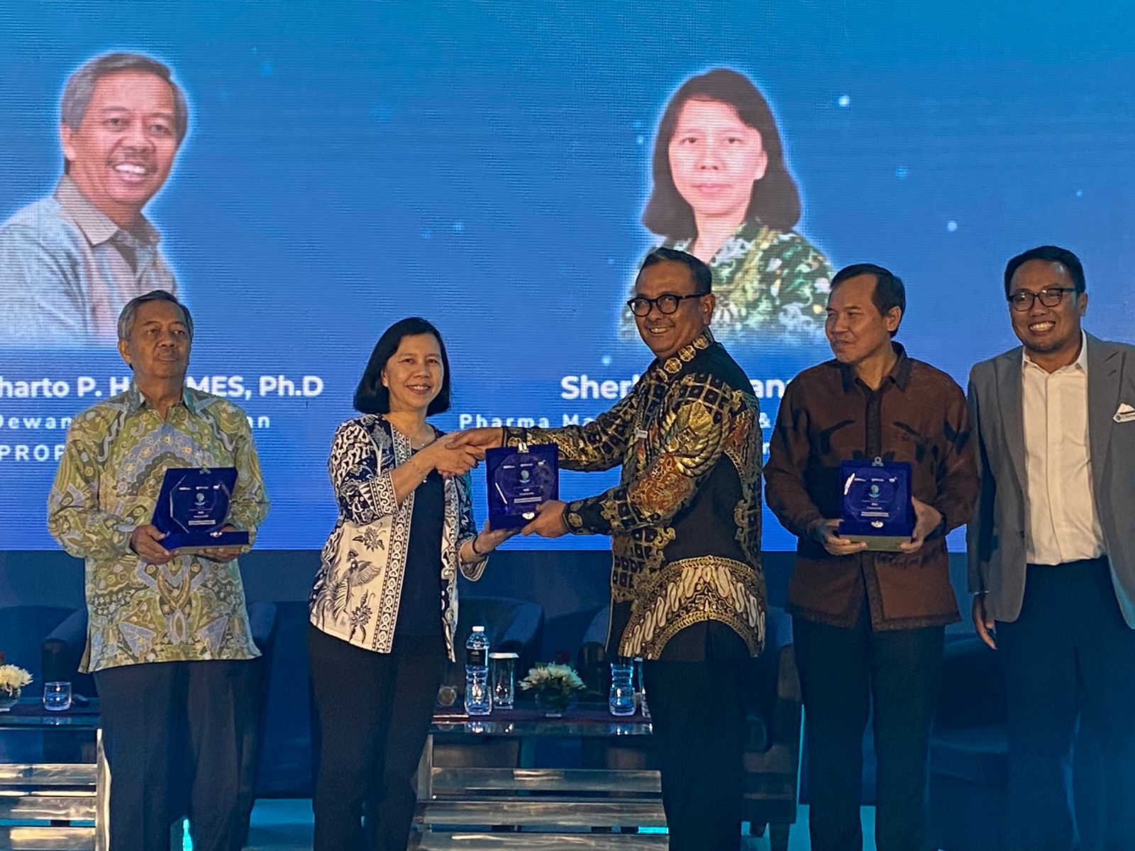 Penghargaan untuk Kalbe Farma di ajang ENSIA 2023