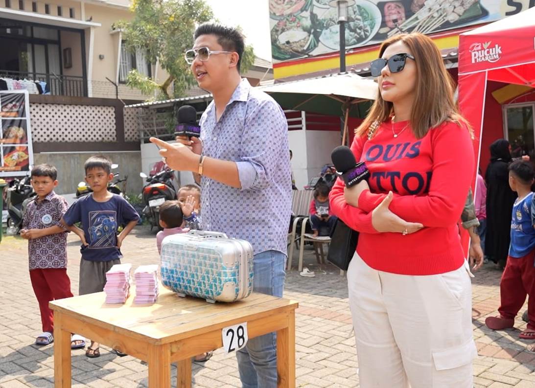 Rey Utami dan Pablo Benua turut memeriahkan Hari Ulang Tahun ke-78 RI dengan menyelenggarakan sejumlah lomba dengan total hadiah Rp200 juta.