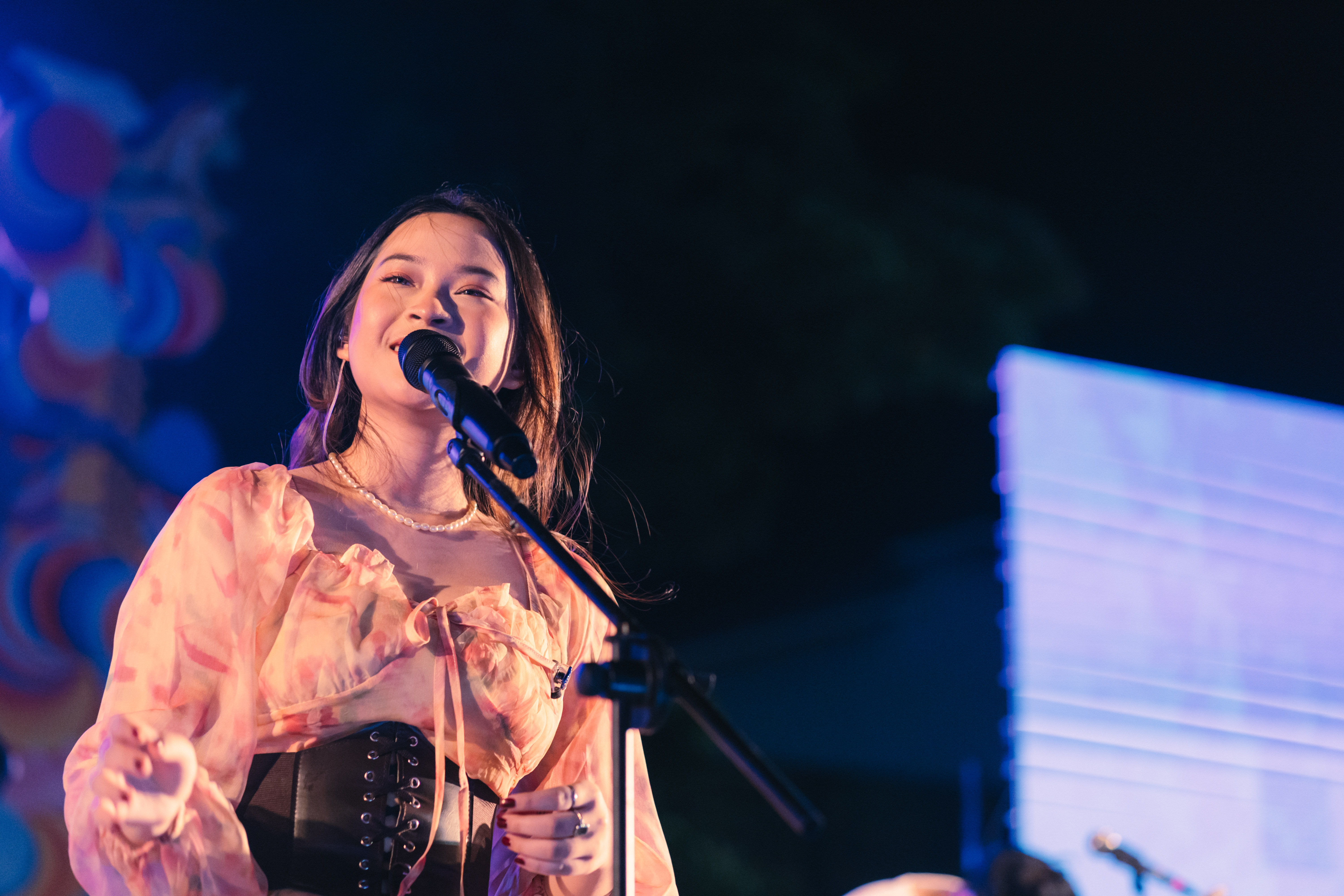 Penyanyi dan penulis lagu Raissa Anggiani