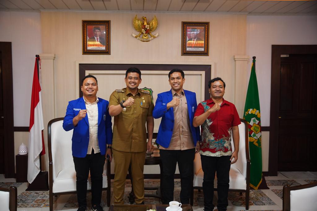 Pengurus GAMKI bersama Wali Kota Medan Bobby Nasution