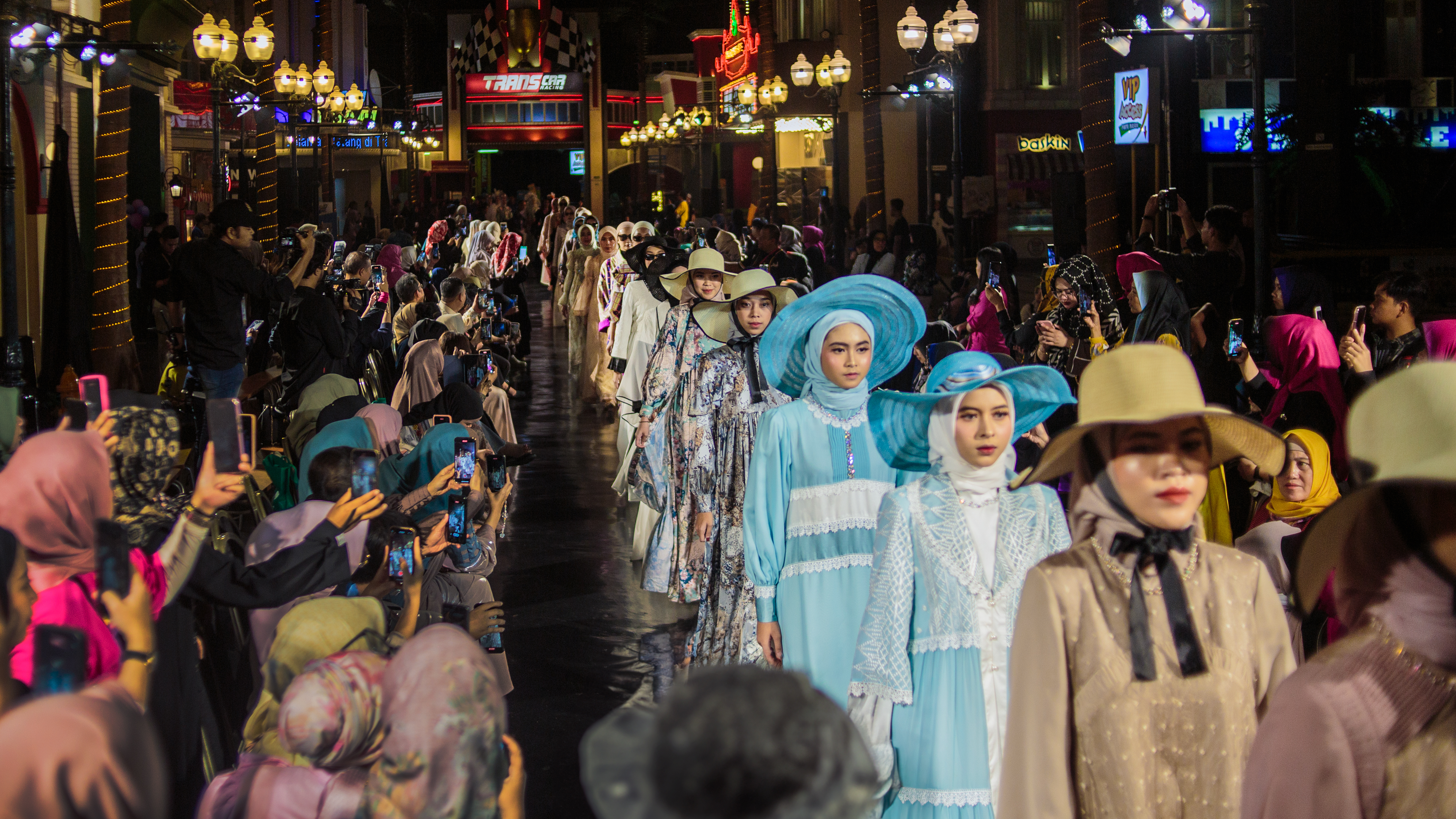 Bandung Project Fashion Runway Sukses Digelar dan Buat Decak Kagum