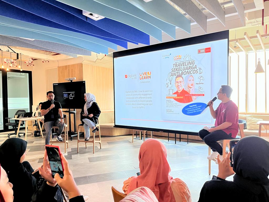 Bank DBS dan Traveloka menggelar acara literasi dan inklusi finansial dengan topik ‘Traveling Sekeluarga Anti-Boncos’ di Jakarta.
