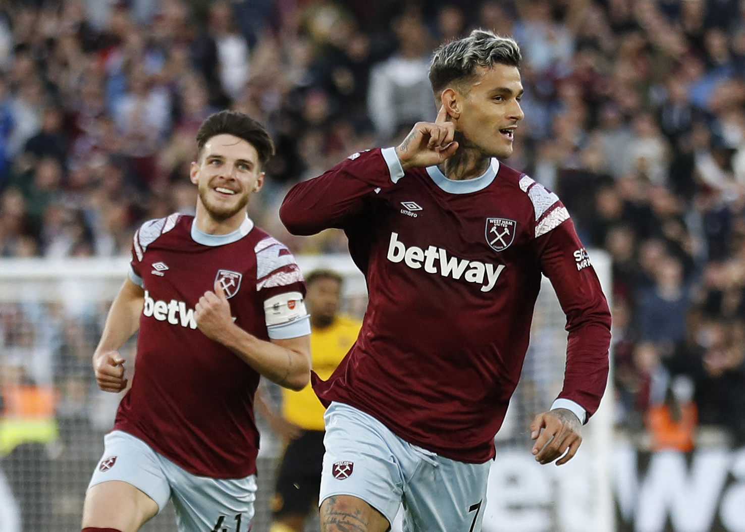 Gianluca Scamacca kala masih berseragam West Ham United.