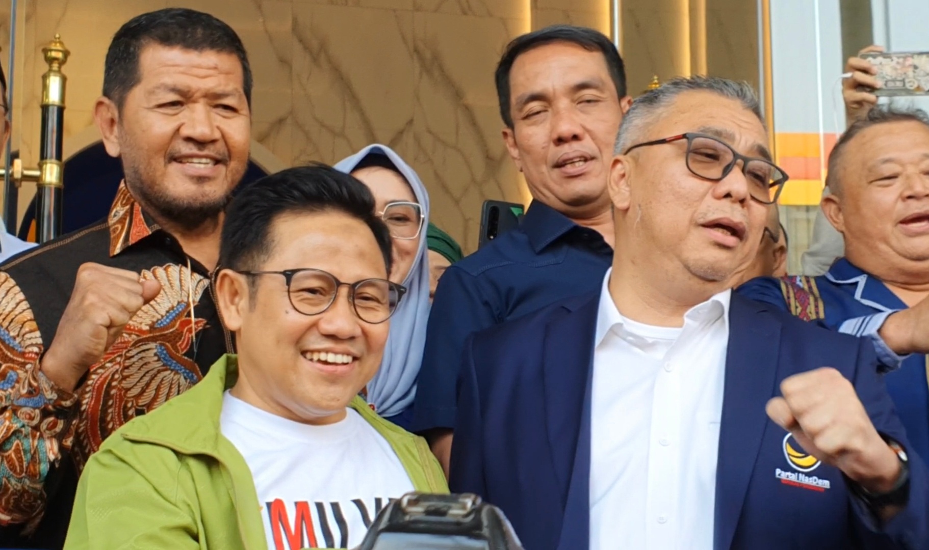 Cak Imin tiba di NasDem Tower Disambut Salawat