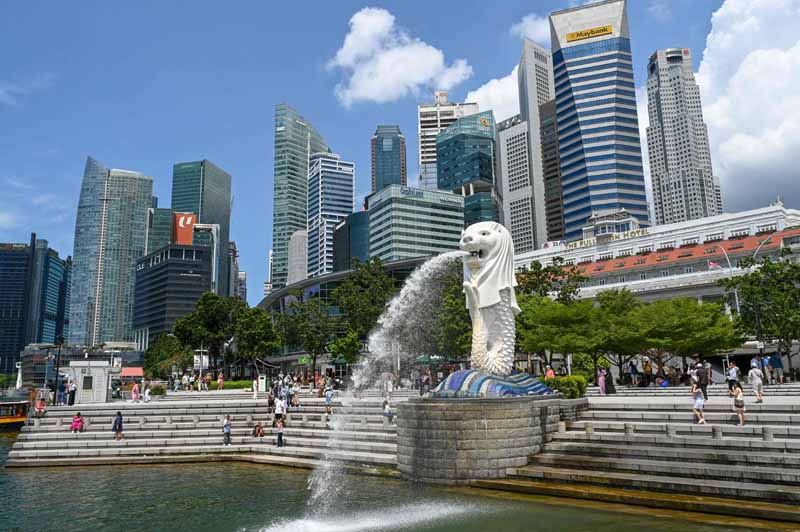 Total aset yang disita dan dibekukan Singapura terkait kasus pencucian uang transnasional mencapai S$2,4 miliar.