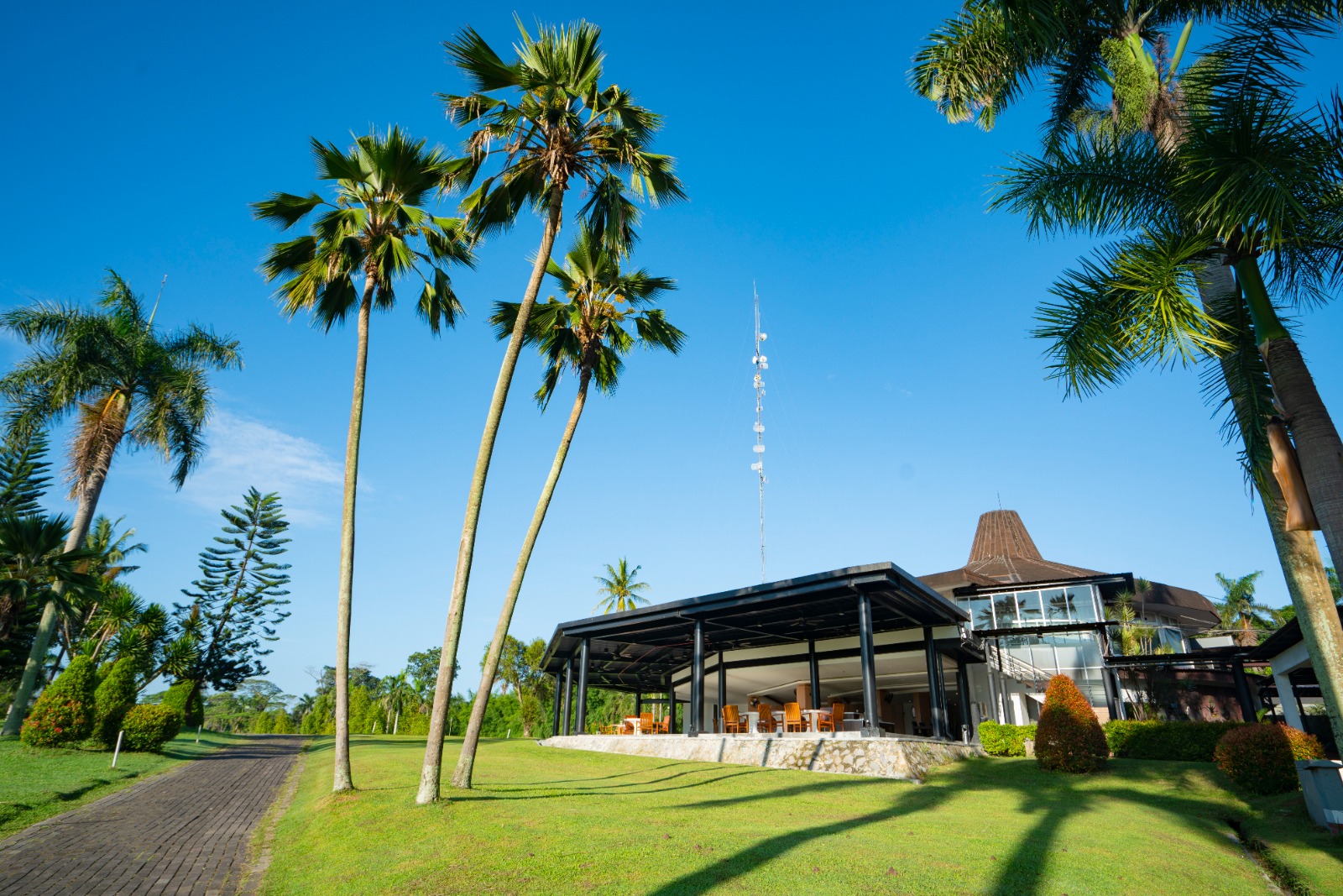 Birdie Cafe and Restaurant