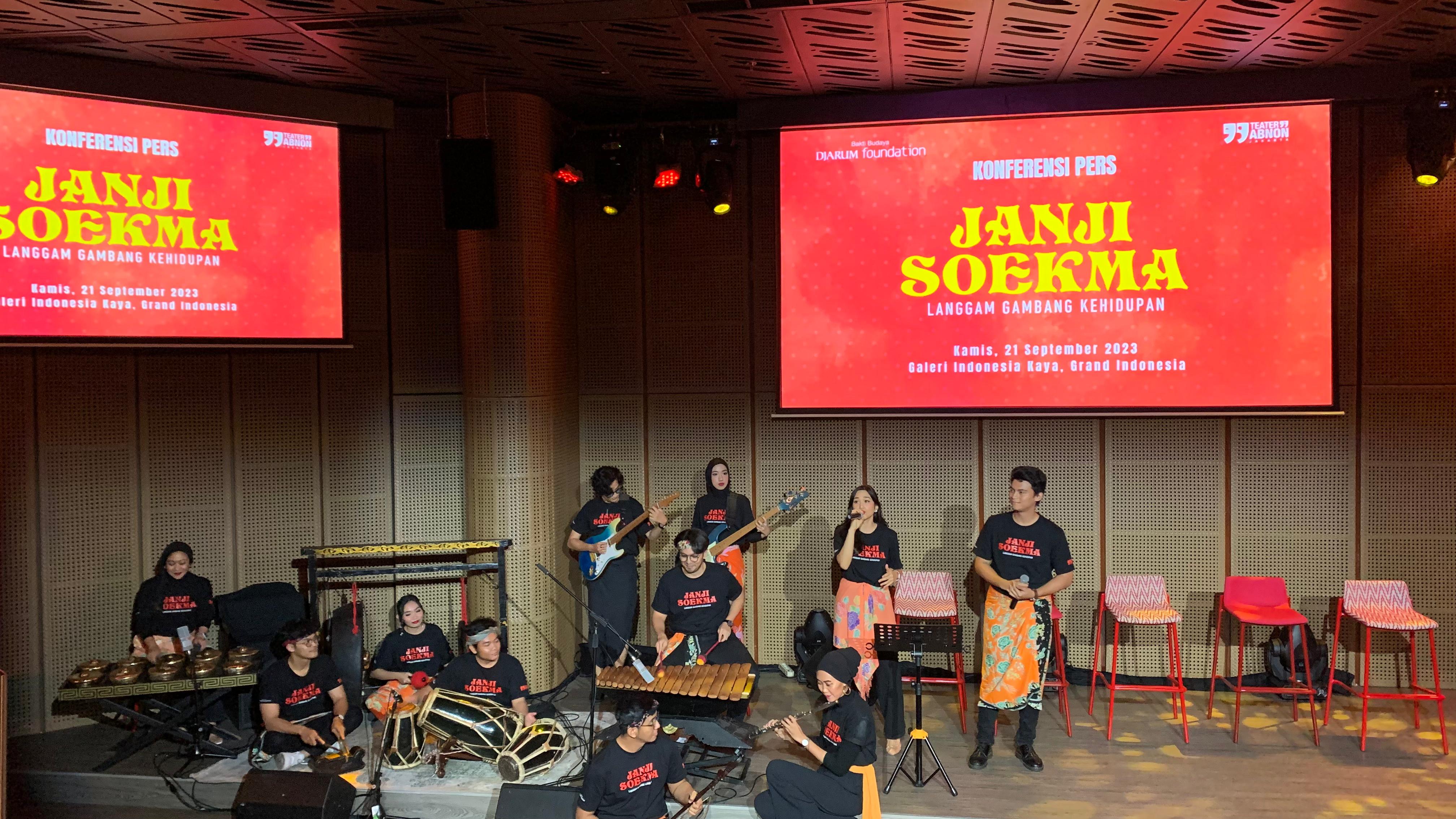 Cuplikan pentas teater Janji Soekma, Kamis (21/9) di Galeri Indonesia Kaya, Jakarta.