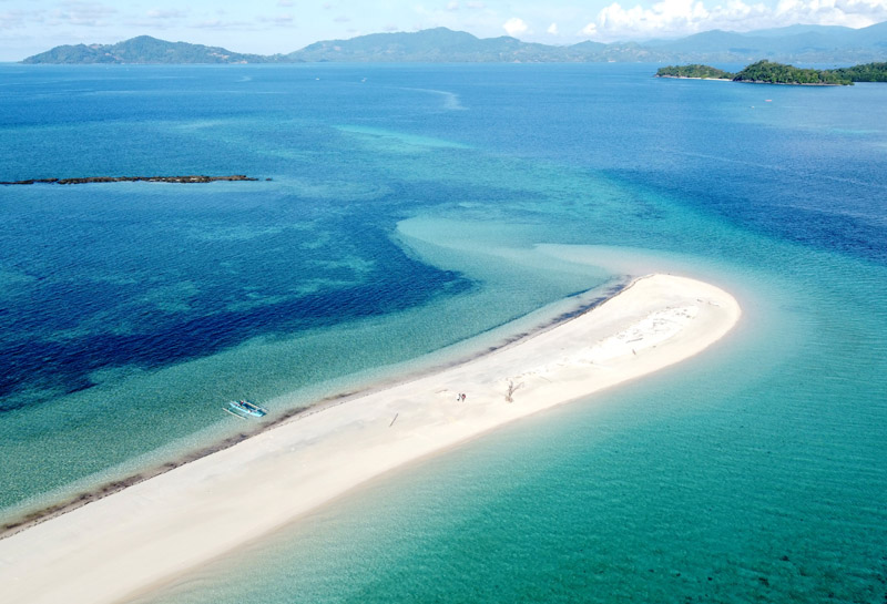 PBB mencatat 6 miliar ton pasir laut dikeruk yang berakibat kehancuran keanekaragaman hayati dan kehidupan masyarakat.