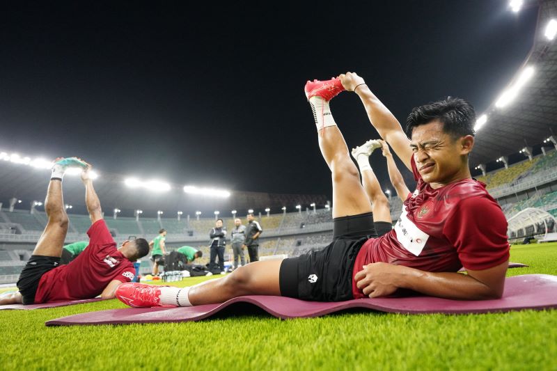 Pratama Arhan mengikuti sesi latihan