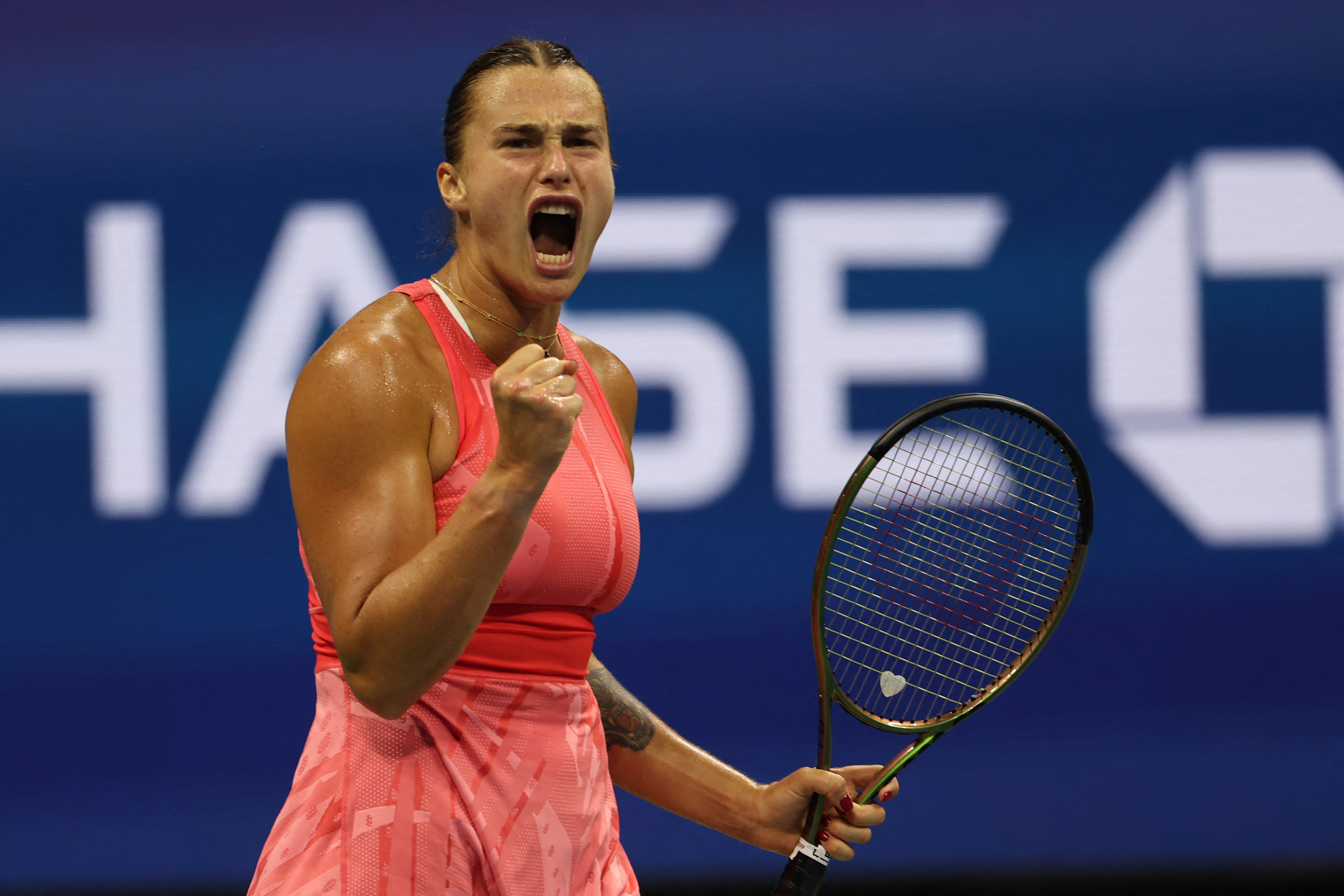 Aryna Sabalenka berasal dari Belarus.