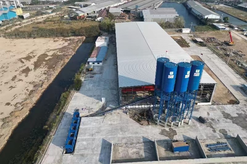 Pabrik CMBI di Purworejo, Purwosari, Kecamatan Sayung, Kabupaten Demak, Jawa Tengah.