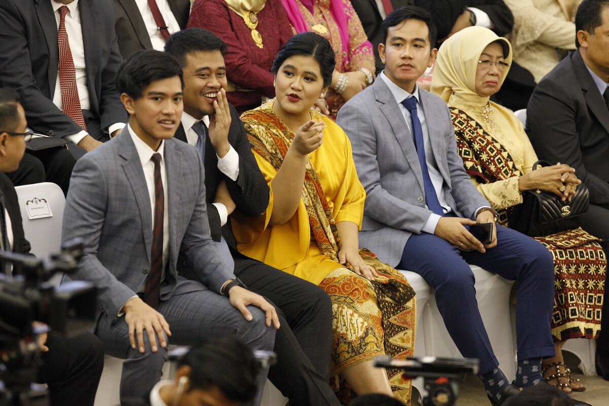 Percepatan Pilkada Disebut Jadi Karpet Merah Anak-Mantu Jokowi