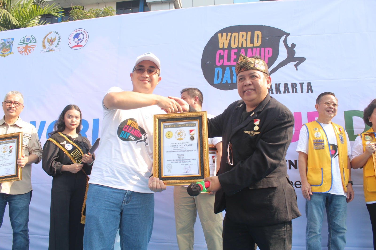 Chandra Asri dan Lions Club gelar World Cleanup Day di Universitas Budi Luhur, akhir pekan lalu.