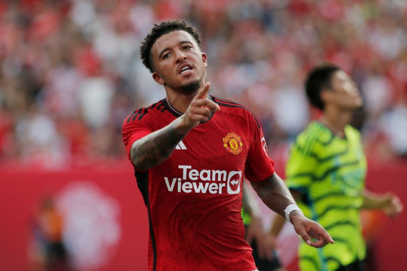 Jadon Sancho Dihukum Berlatih Sendirian