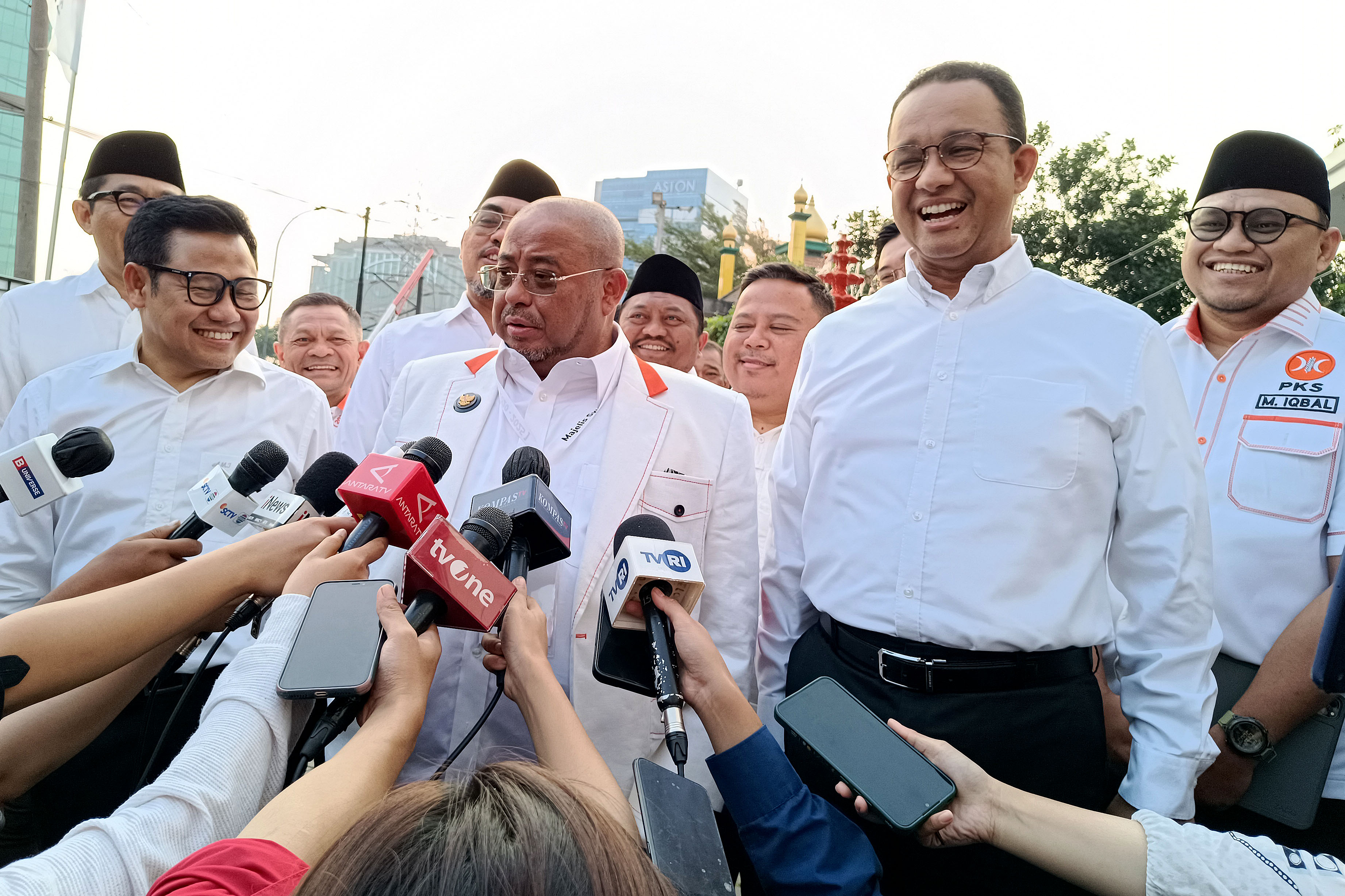Anies Baswedan dan Muhaimin Iskandar menghadiri sidang Majelis Syuro PKS