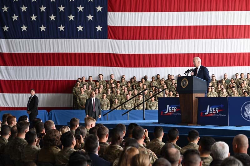 Memperingati 22 tahun serangan 9/11, Joe Biden mengajak Amerika untuk bersatu di tengah perbedaan saat ini.