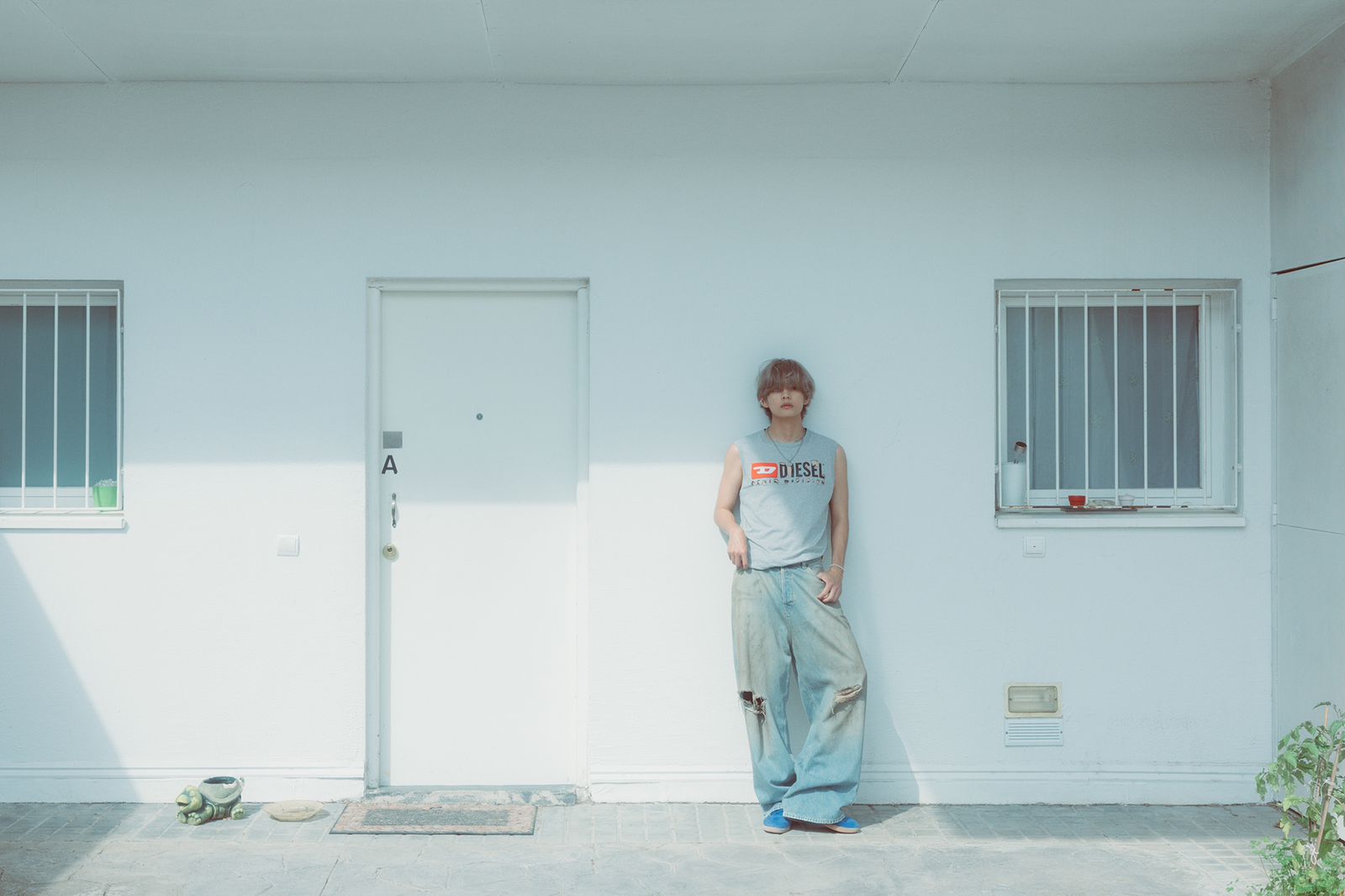 Lagu Blue V BTS resmi dirilis, kini telah ditonton lebih dari 4,2 juta viwers