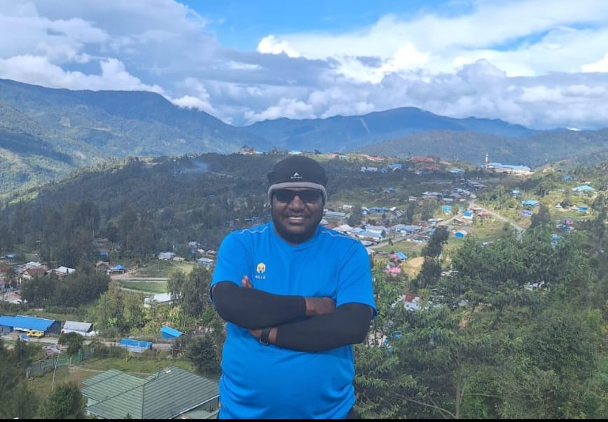 Ketua Kamar Adat Pengusaha (KAP) Papua Kabupaten Intan Jaya, Provinsi Papua Tengah, Henes Sondegau.