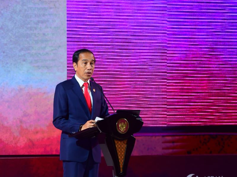 Presiden Hadiri Empat Pertemuan Bilateral di Sela-sela KTT ke-43 ASEAN Hari Terakhir