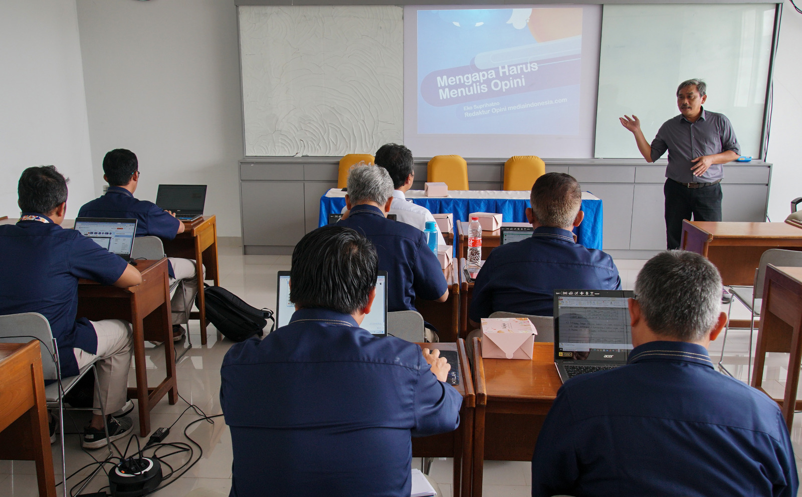 Pelatihan Jurnalistik MI Institut di Kampus PKN STAN, Bintaro, Tangerang, Rabu (13/9).