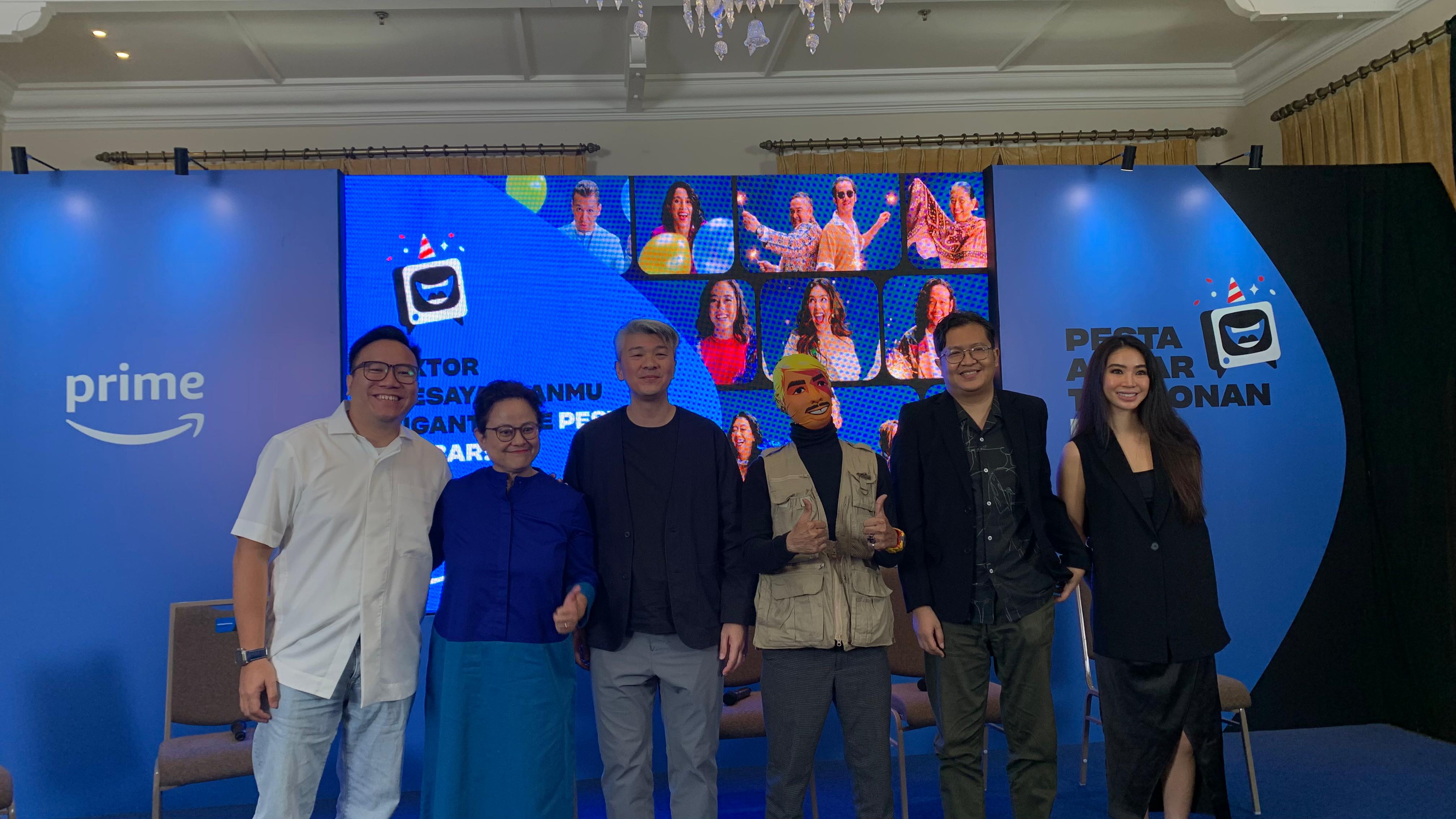 Salman Aristo (kedua dari Kiri)