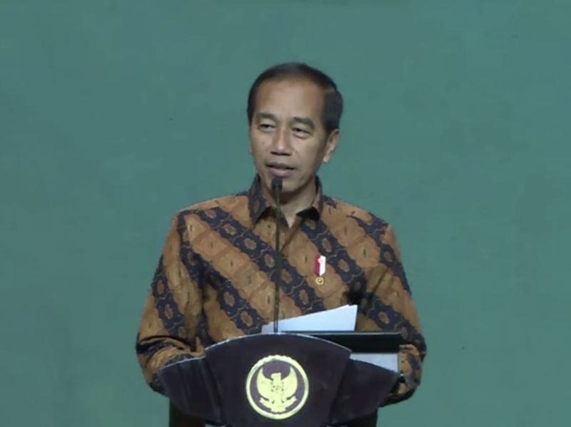 Presiden Jokowi membuka IFFINA 2023 Indonesia Meubel and Design Expo di Tangerang, Banten, Kamis.