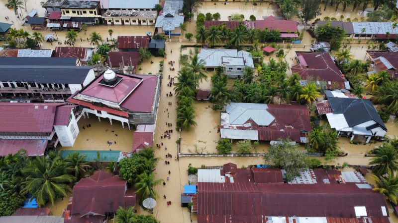 Banjir di pusat ibukota kecamatan Matangkuli.