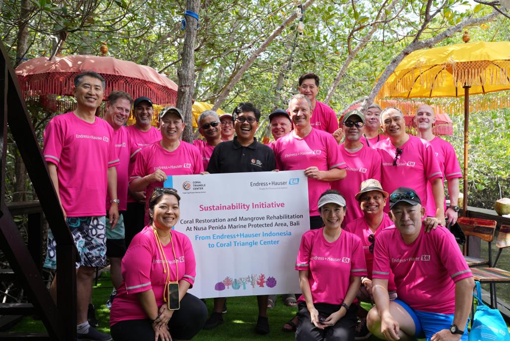Kerja sama Endress+Hauser dengan Coral Triangle Center dalam melinbungi ekosistem laut
