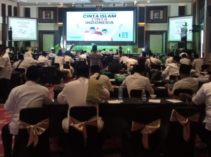 Halaqoh Ajengan dan Habaib