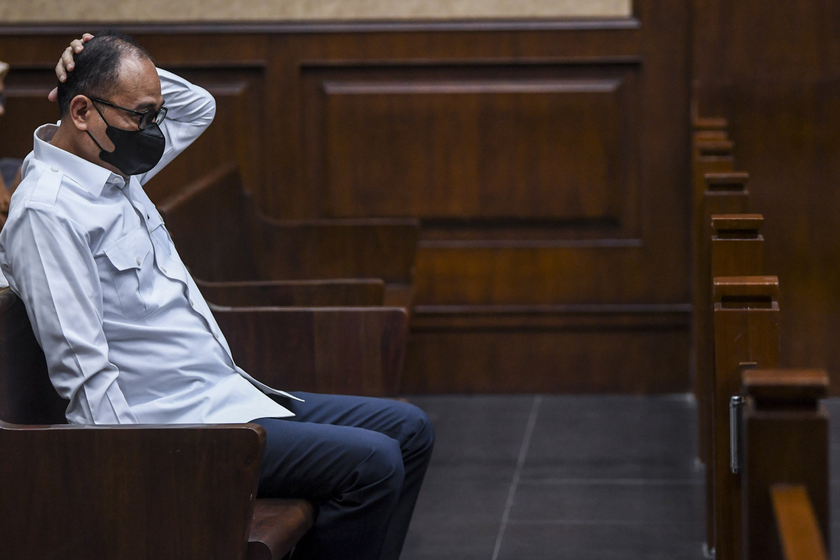 Terdakwa kasus gratifikasi dan Tindak Pidana Pencucuian Uang (TPPU) Rafael Alun Trisambodo.