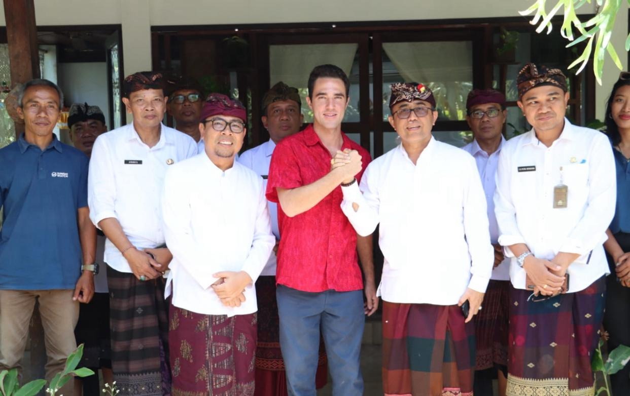  Pemkot Denpasar menjalin kesepakatan kerjasama dengan Komunitas Sungai Watch dalam mendukung penanganan sampah secara berkelanjutan.