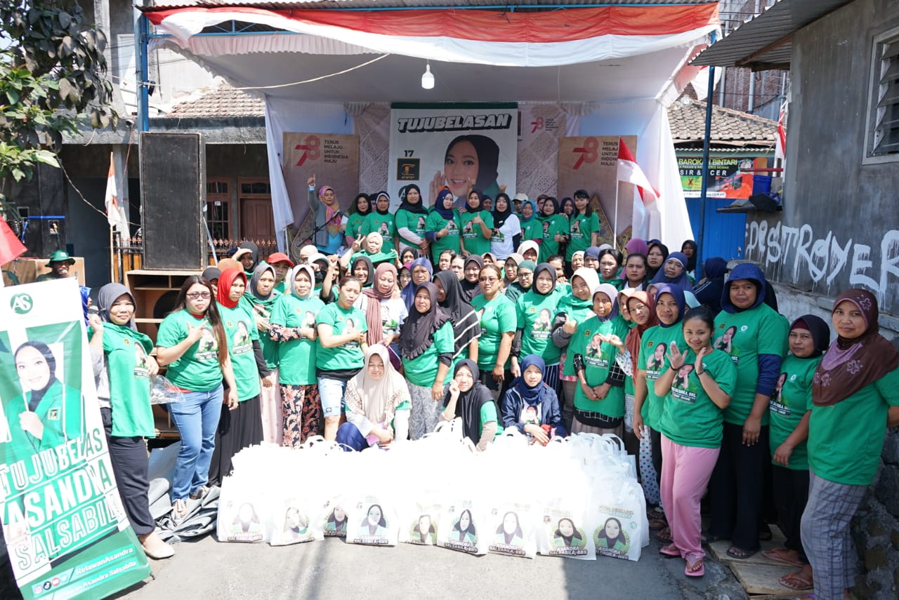 Perkuat Dukungan, Relawan Caleg PPP Gelar Kegiatan Tebus Murah Sembako