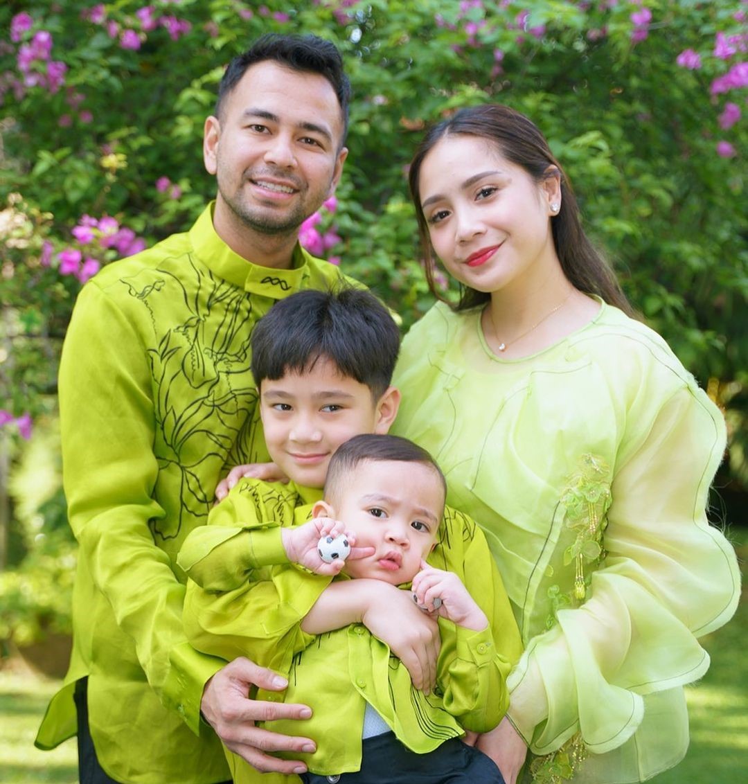 Raffi Ahmad, Nagita Slavina, Rafathar dan Rayyanza.