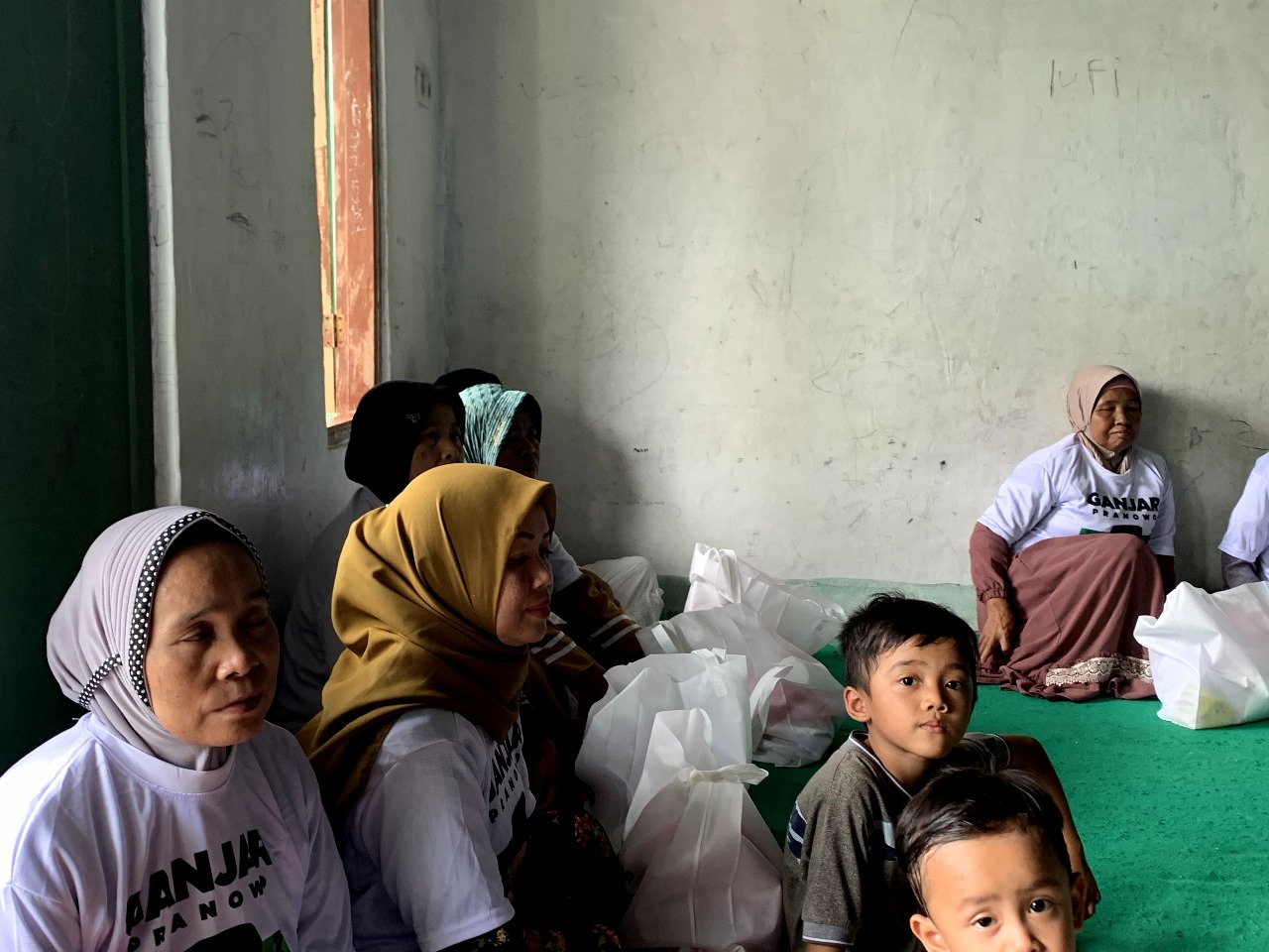 Pelatihan pembuatan pupuk organik dari sampah rumah tangga di Kabupaten Bogor