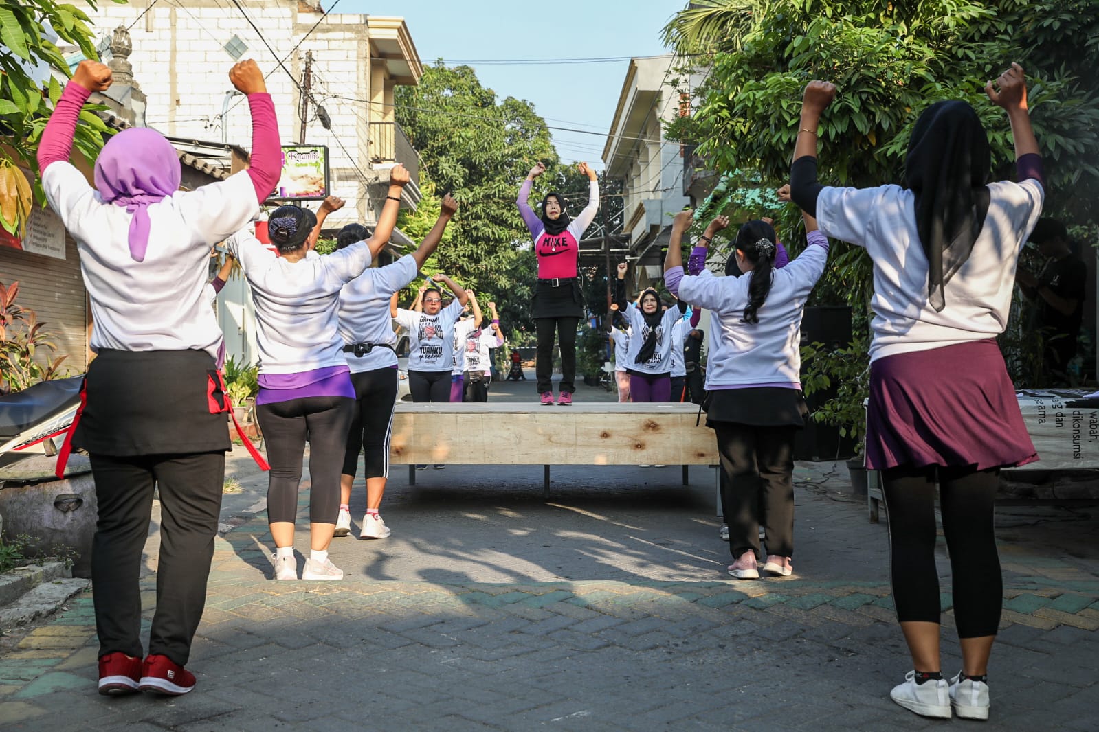 Senam yang diadakan Kowarteg di Surabaya, Jatim 